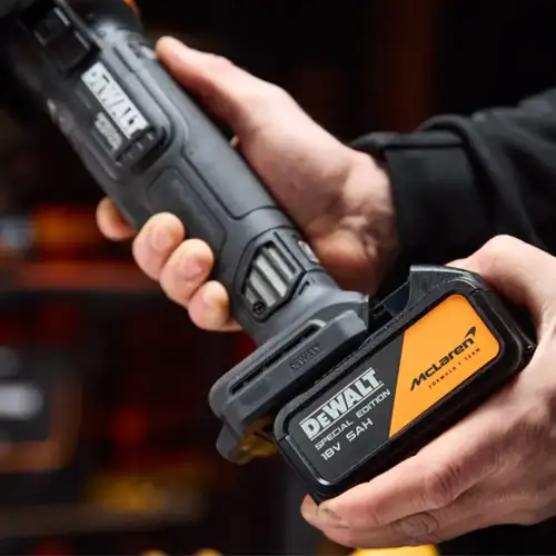 Kit 18V Berbequim Perc. + Rebarbadora MCLAREN DCK2223MP2T-QW